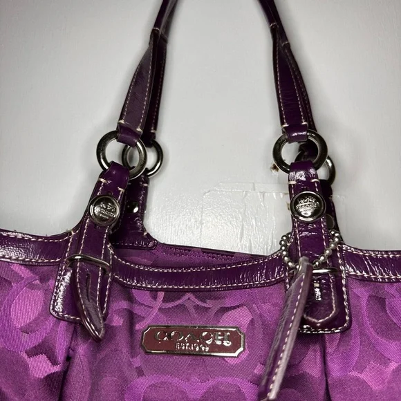 Coach Purse - Picture 4 of 7